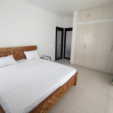 Island Horizon Apartment